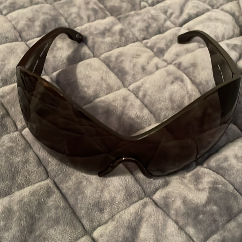 Balenciaga Mask Butterfly Sunglasses -blk